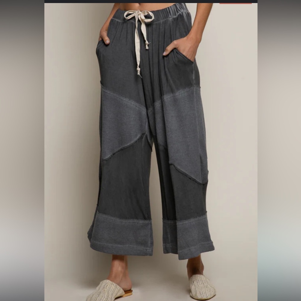 POL Charcoal Contrast Wide Leg Pant S/M